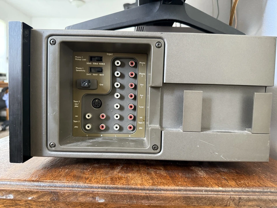 Preamplificador estéreo Sansui CA-2000 Foto 2 de 4