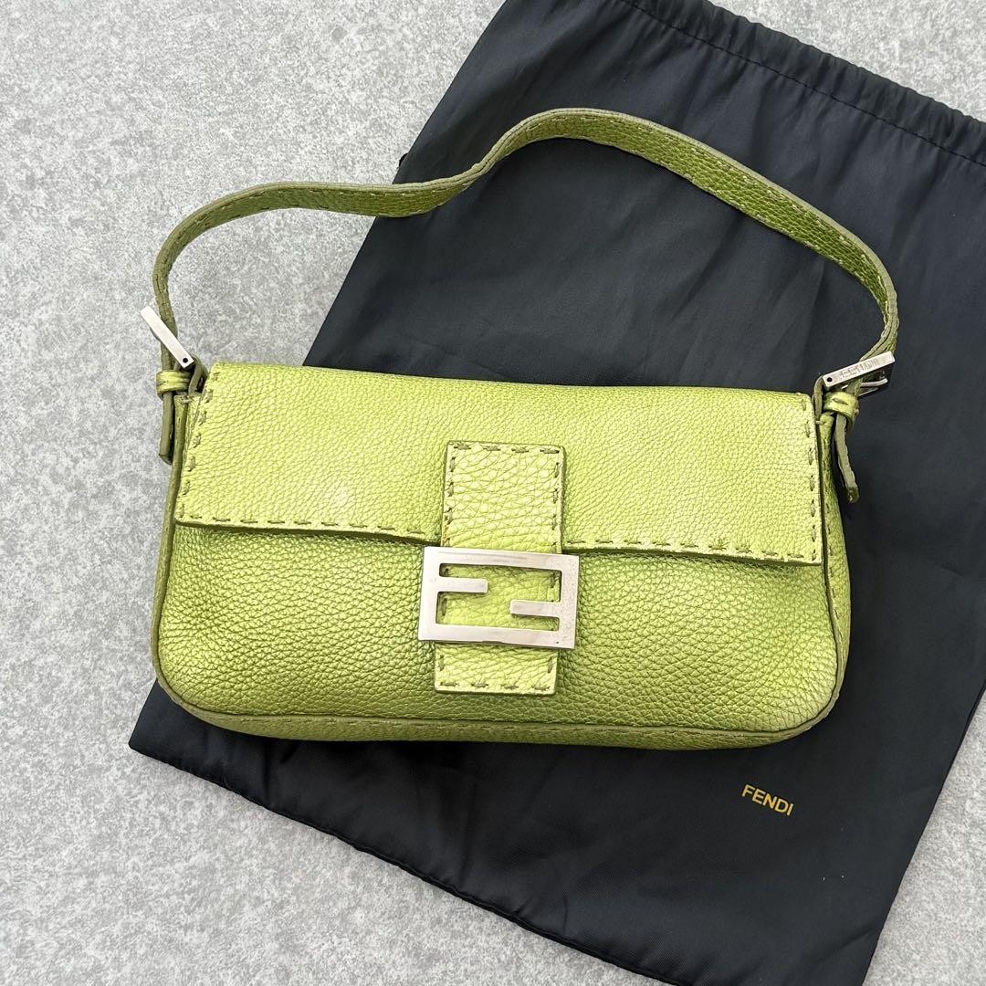 FENDI Mamma Baguette Lime Green Leather Vintage Shoulder Bag