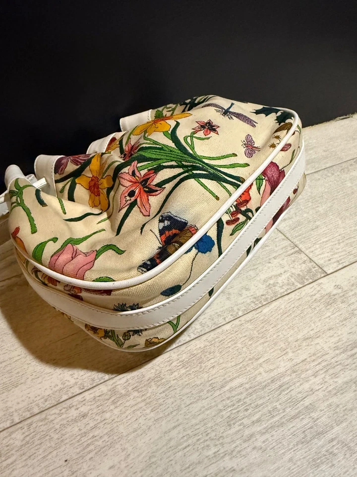 Bolso de Hombro Usado GUCCI Flora Patrón Floral Antiguo Gucci de Japón Foto 3 de 4