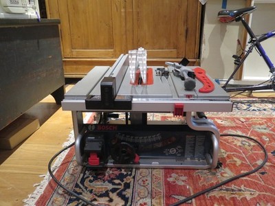 Used Bosch Table Saw GTS1031