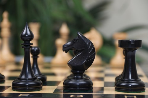 Soviet USSR 1970 Reproduced 4" Chess set in Ebonised and Natural Boxwood - Picture 15 of 24