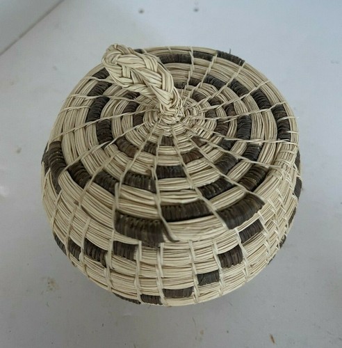 Vintage African Coiled Basket Hand Woven Lidded - Picture 2 of 3