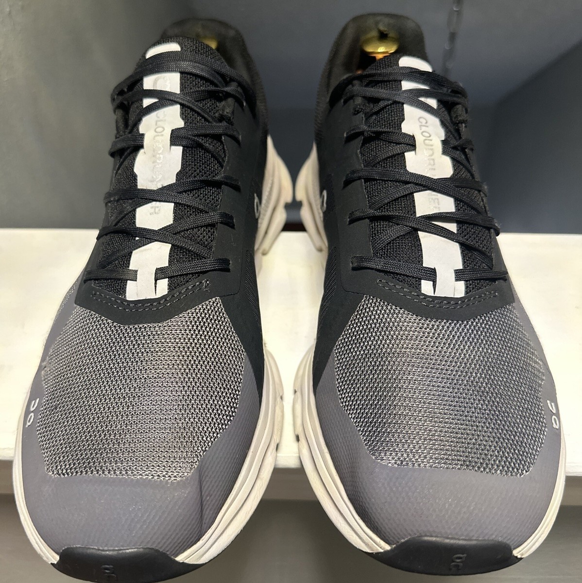 ON Cloudrunner Men's Running Shoes Eclipse Frost Sz 11.5 Pre ON Cloudrunner Men's Running Shoes Eclipse Frost Sz 11.5 Pre