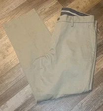 Dockers Beige Signature Khaki Dress Pants Mens 34x29 Lux Cotton Straight Fit