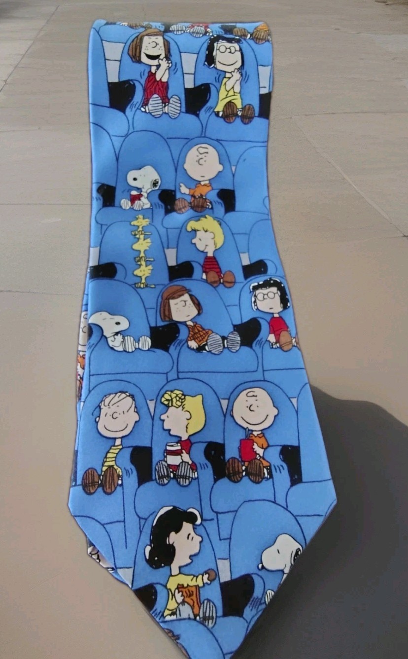 Men’s Snoopy  Woodstock Tie Peanuts By Schulz  100% Silk Movie Double Feature