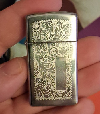 Zippo Unisex Feuerzeug Venetian Slim 1652 Glanzpoliert Chrome Lighter Windproof