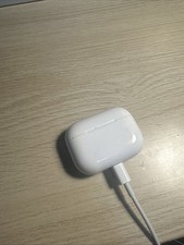 Apple Airpods Pro 1st Gen Charging CASE ONLY Wireless A2190 Original Apple