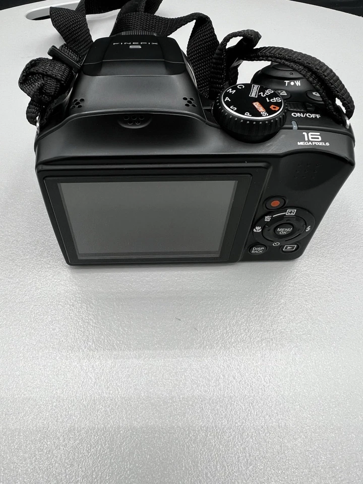 FUJI FILM FinePix S 18X Wide Zoom Digital Camera 16MP W/OEM Strap Tested Great - Image 3 of 4