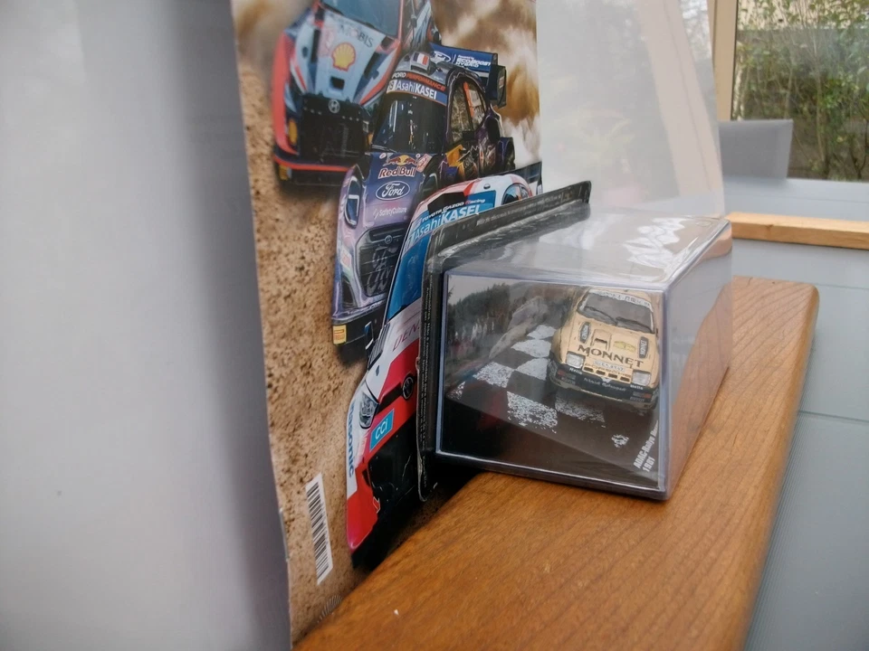 COLLECTION RALLYE N°13 Porsche 924 Carrera GTS Rallye de Hessen 1981 avec revue - Photo 2/3