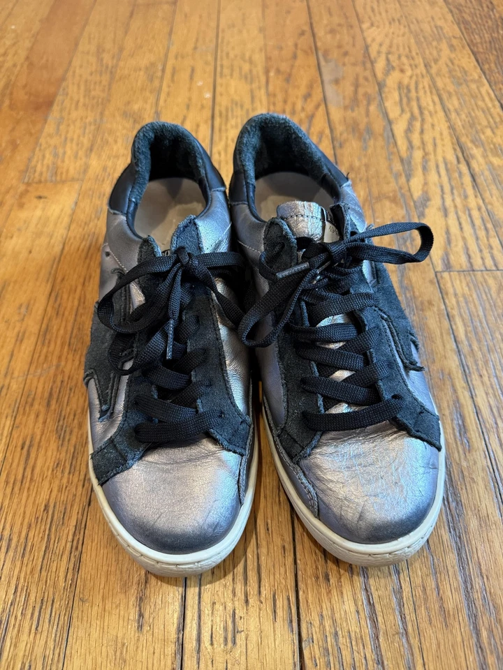 Freebird by Steven Shoes Womens Size 9 Silver Black Star Low Top Sneakers FB927 - Image 2 of 4