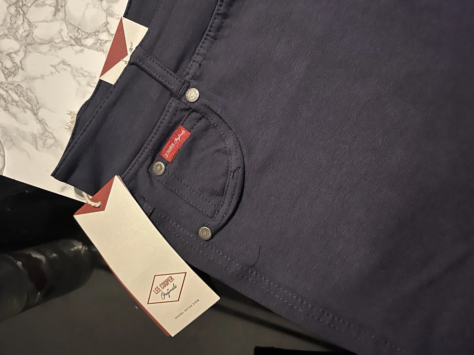 New Lee Cooper Originals Dark Blue Denim Jeans - Women's Size 12 - Classic Fit - Image 2 of 4