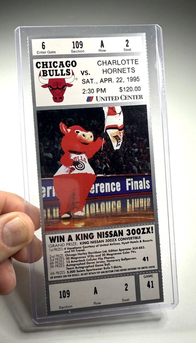 Basketball Chicago Bulls 1995 Vintage Sports Ticket Stubs for sale