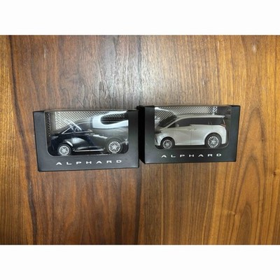Alphard pullback car