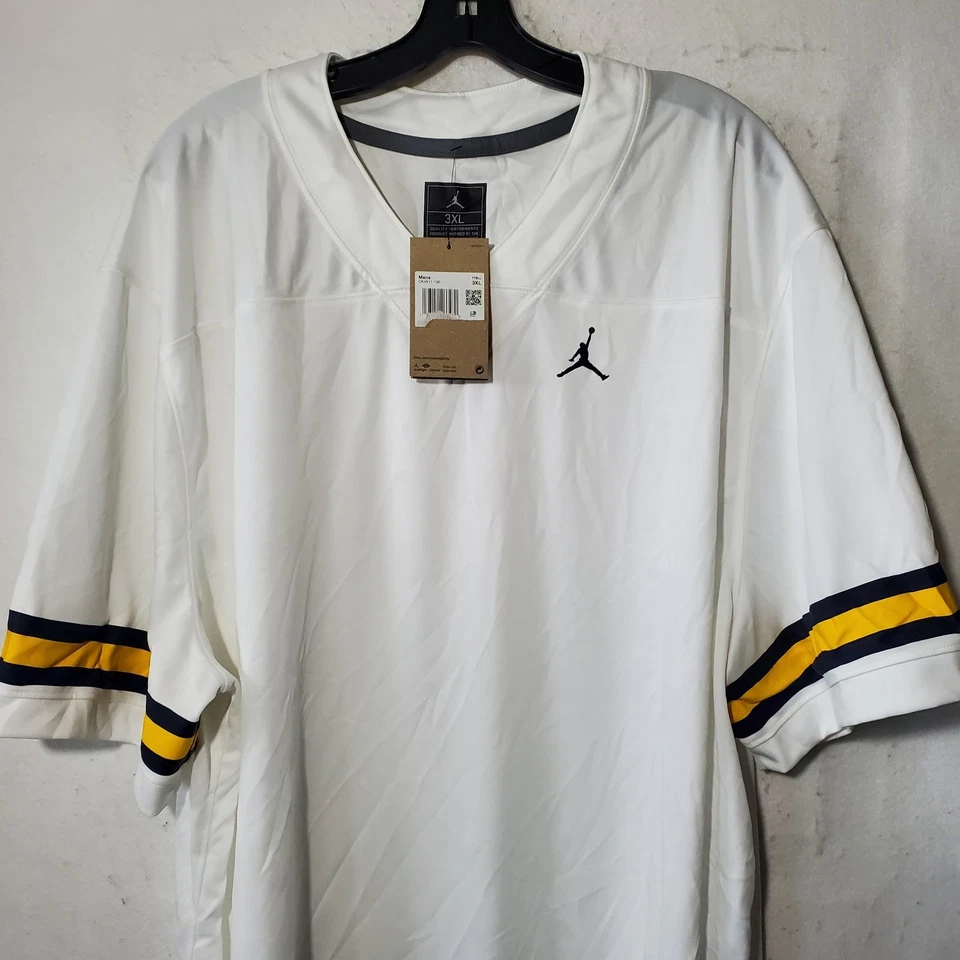 Michigan Wolverines Blank Jersey Mens 3XL  Football Shorts Sleeve Jordan NWOT  - Image 2 of 4