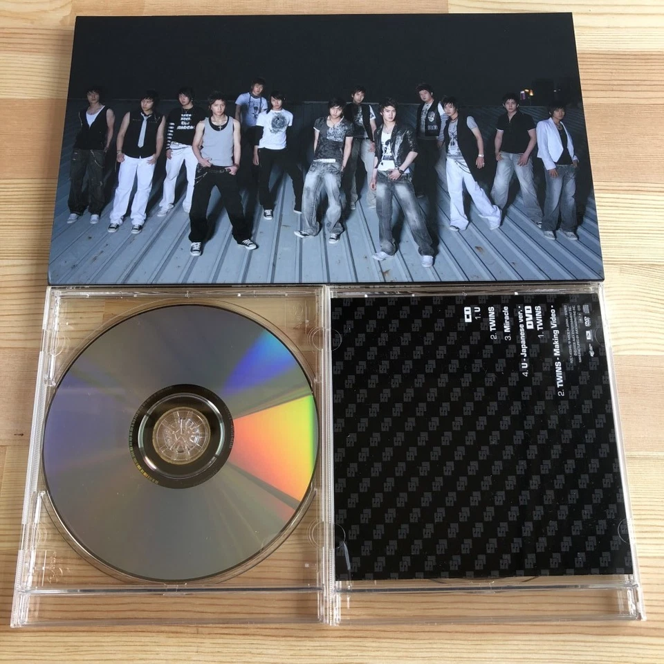 SUPER JUNIOR Twins-1st Premium Event In Japan CD+DVD Limited Edition Foto 2 de 4