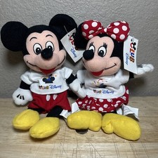 Vintage Mickey  Minnie Mouse 8" Plush Club Disney World T Shirts Beanie NWT