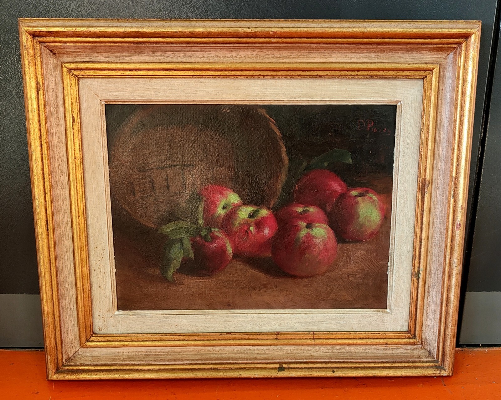 Foto 1 di 16