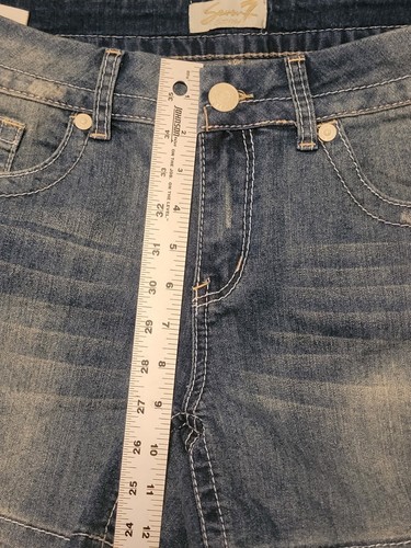 Seven 7 Denim blue jean shorts womens 14 Nwt med wash fade Stretch Momcore - Picture 4 of 10