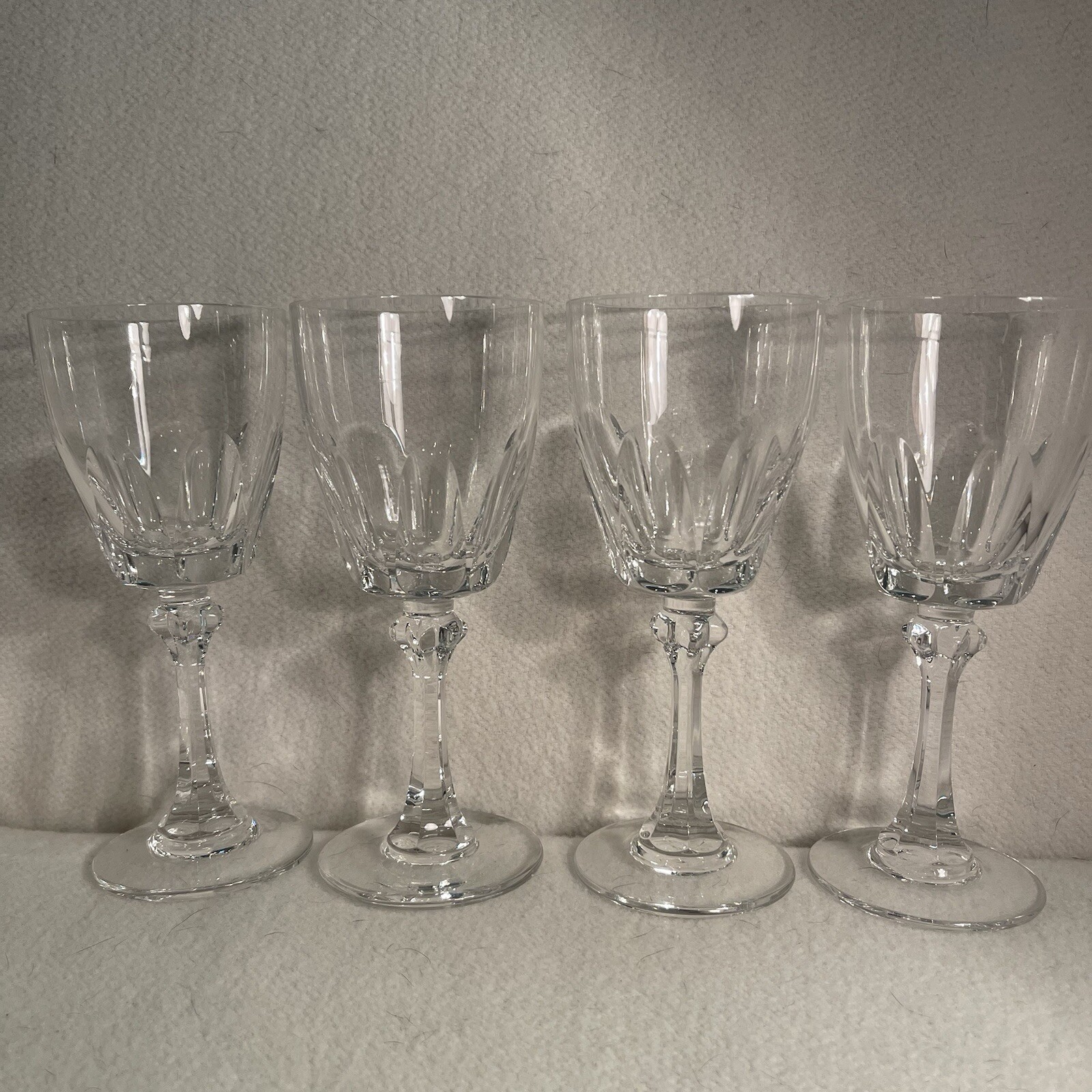 Vtg Clear Crystal Wine Glasses- Stemware W/ Large Thumbprint Pattern Set 4