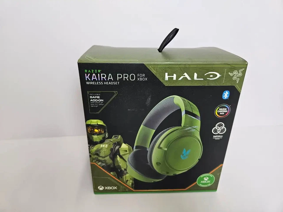 Razer Kaira Pro Wireless Headset Halo Edition For Xbox Bluetooth Gaming - Image 3 of 4