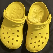 Crocs Classic Clog Yellow Rubber Slip On Clog Unisex Kids Size C6 UK 4