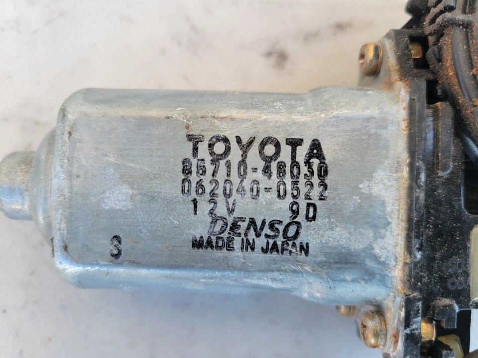 Motor de ventana eléctrica trasera para conductor izquierdo Lexus RX300 OEM 99-03 85710-48010 Foto 2 de 4