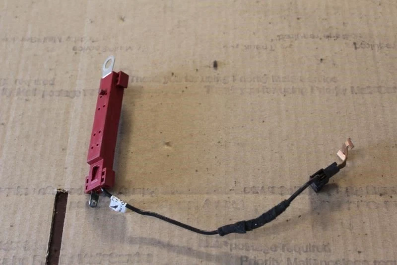 2005 2006 2007 2008 2009 2010 2011 VOLVO S40 АНТЕННА ПОДАВЛЕНИЯ ФИЛЬТР 8673656 - Изображение 2 из 4