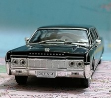 LINCOLN Continental Los Angeles 1967 , Vintage diecast 1:43 scale model Mint box