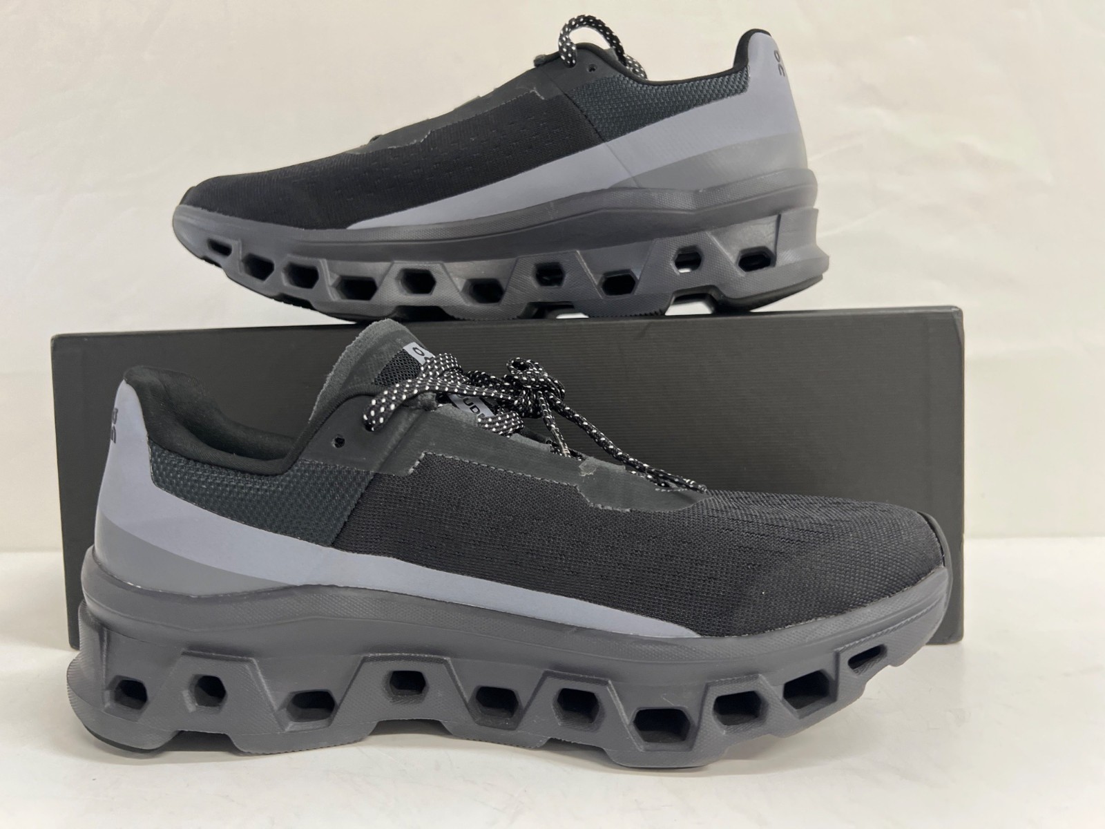 ON Cloud Cloudmonster Cloudtec Blk Grey Sneakers … - image 2