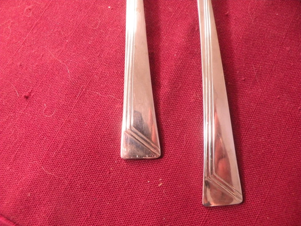 Set Of 2 Oneida Era Salad Forks Stainless Steel Geometric Handle 7" - Image 3 of 4