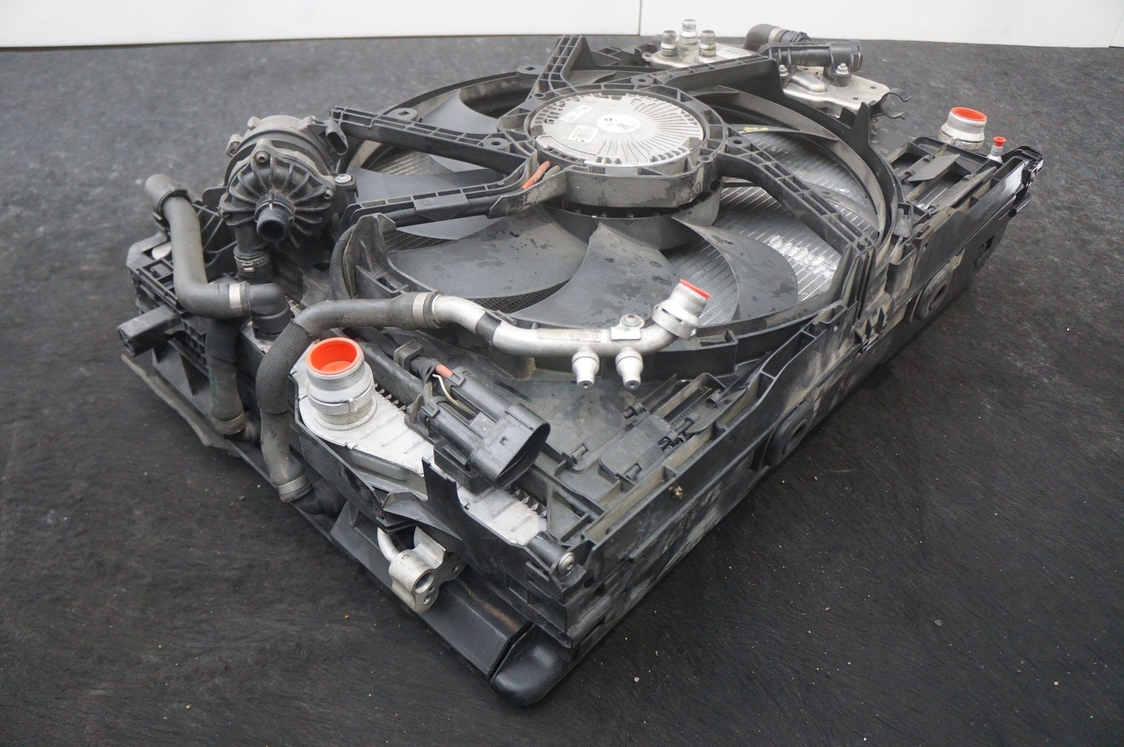 Front Radiator Cooling Pack OEM 17117601832 Rolls Royce Ghost Series I 2009-2014