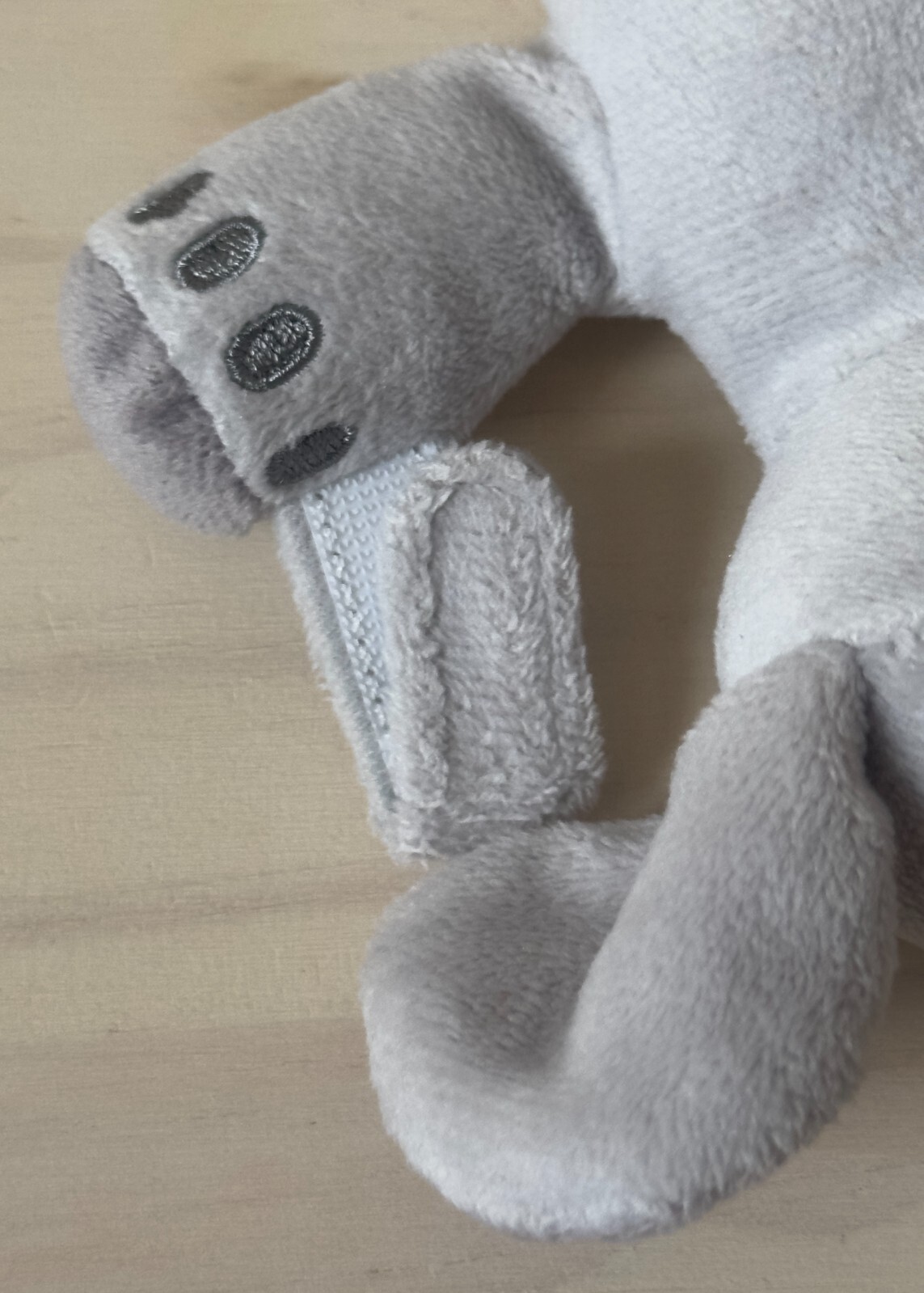 Plush/ Binky/ Dummy/ Pacifier/ Soothie/ Soother Holder/ Lead - Stuffie Toy