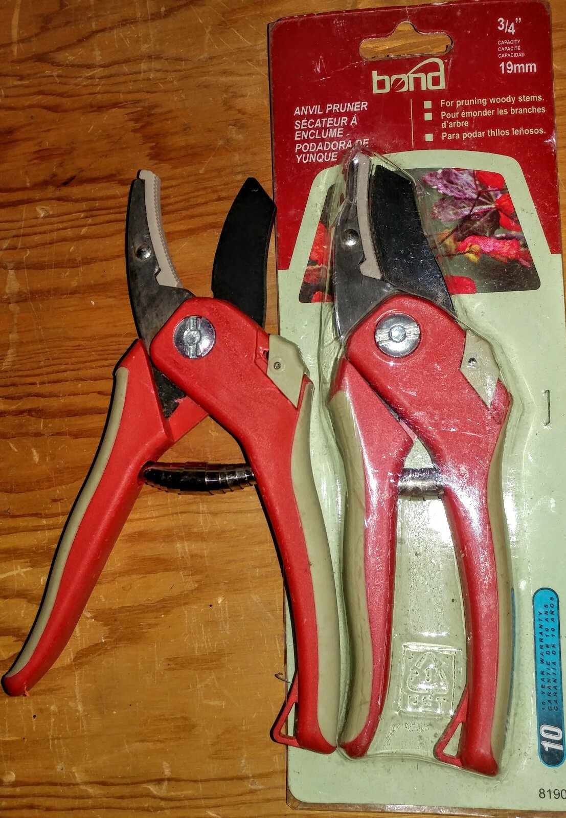2 Anvil Hand Pruner with Plastic Handles, 3/4Inch 19mm. Capacity