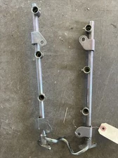 03-06 Infiniti G35 Nissan 350z VQ35DE Fuel Injector Rail Assembly 17521-8J101