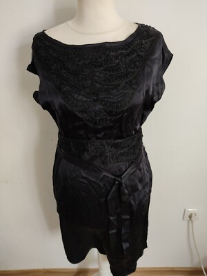 Mango beautiful silk dress with embroidery size M excellent condition