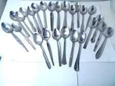 Lot of 25 Assorted Oneida  Rogers Stainless Tablespoons for Use/ Crafts