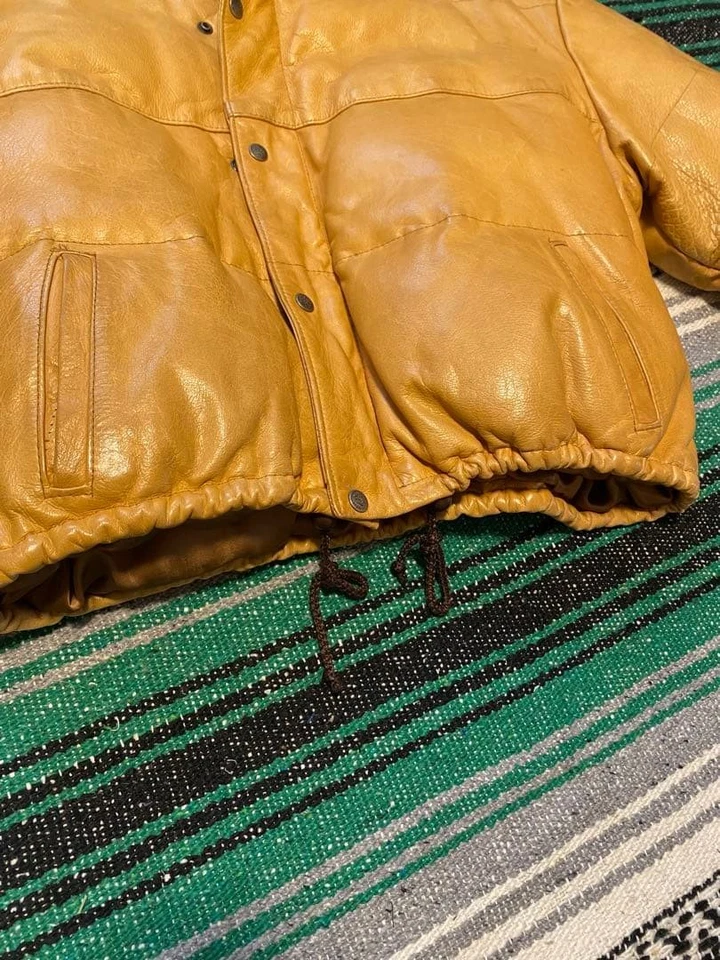 Leather Down Jacket Short Length Casual Men Women Used - Image 3 of 4