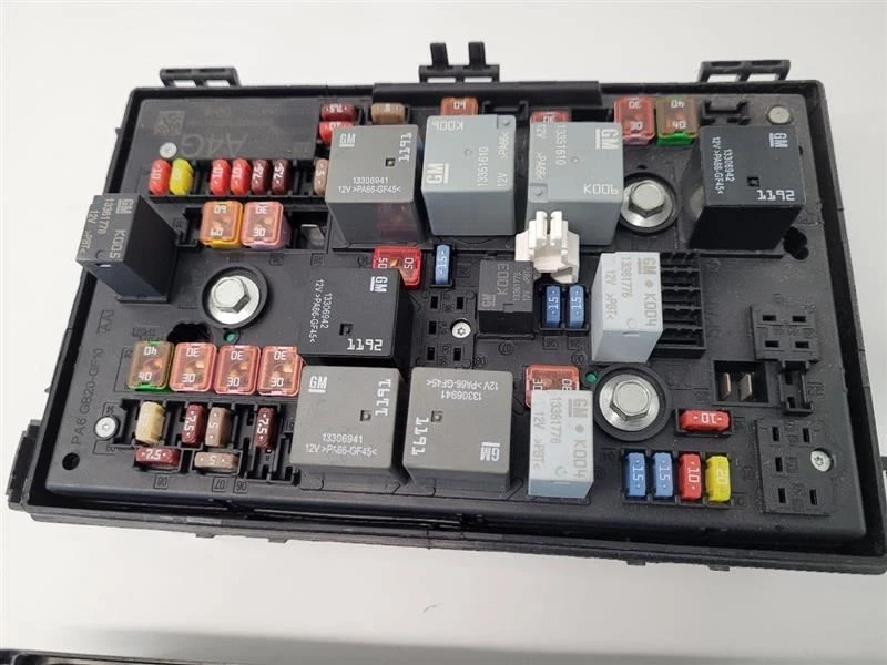 2013-2016 BUICK VERANO ENGINE RELAY FUSE BOX JUNCTION 22938539 OEM 13 14 15 16 - Image 3 of 4