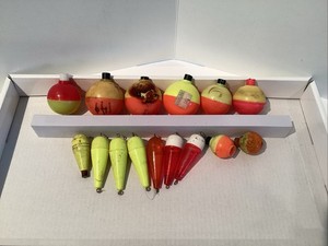 Vintage Plastic Bobbers / Floats Lot Of 15
