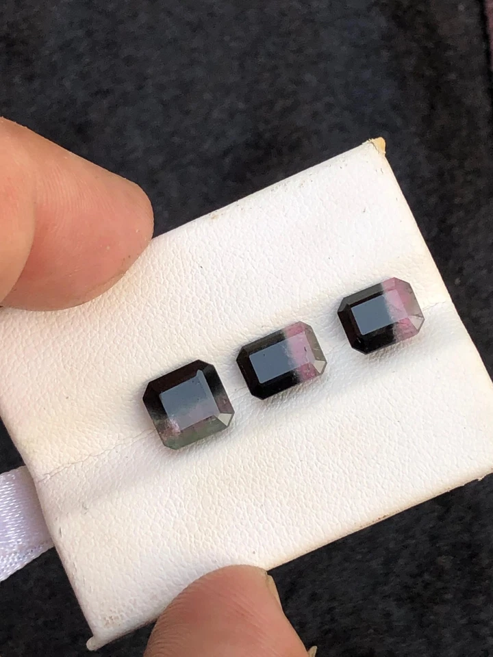 6.05ct Amazing natural Bi Color Tourmaline Loose Gemstone - Image 4 of 4