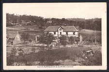 CPA Saint-Pantaléon-de-Larche, Vue de la maison et des paysages environnants