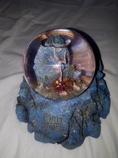NECA - Gollum Snow Globe - The Lord of the Rings  