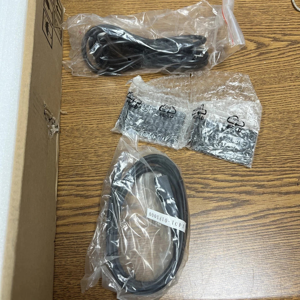 New Open Box Aerohive Extreme Networks SR2348P 48 Port Ethernet Switch - Image 4 of 4