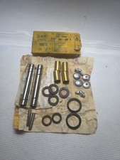 Perni per fuso a snodo Fiat 600 Fiat 600D 10075 Nos