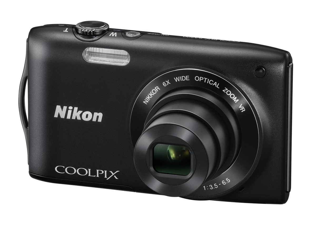 Nikon COOLPIX S3300 Digital Camera 6x Optical Zoom 16.0 MP Built