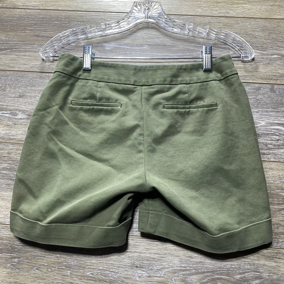 Apt. 9 Pantalones Cortos Talla 2 Verde Moderno Chino Tiro Bajo Bolsillos Puños Para Mujer Foto 2 de 4