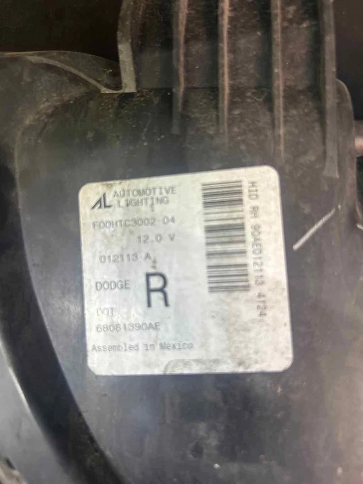 Fits 2013-2016 Dodge Dart Right Headlight OEM#:68081390AE Foto 4 de 4