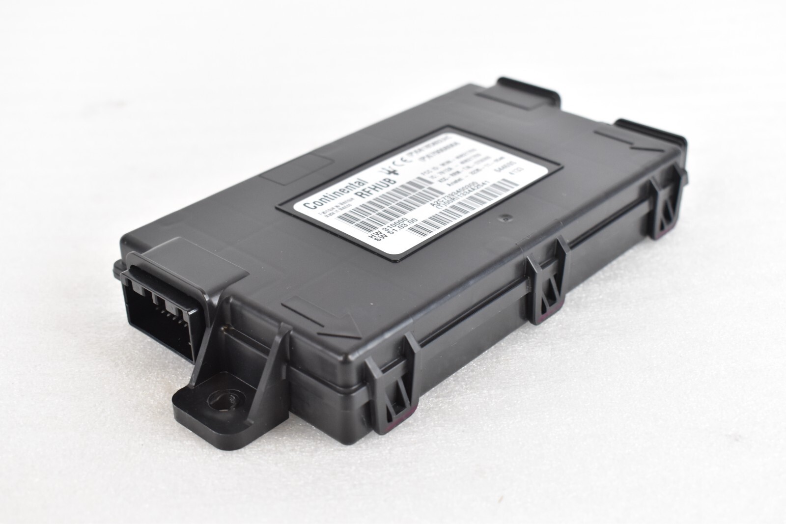 π 2014-2017 MASERATI GHIBLI S Q4 PASSIVE ENTRY COMPUTER CONTROL MODULE UNIT OEM