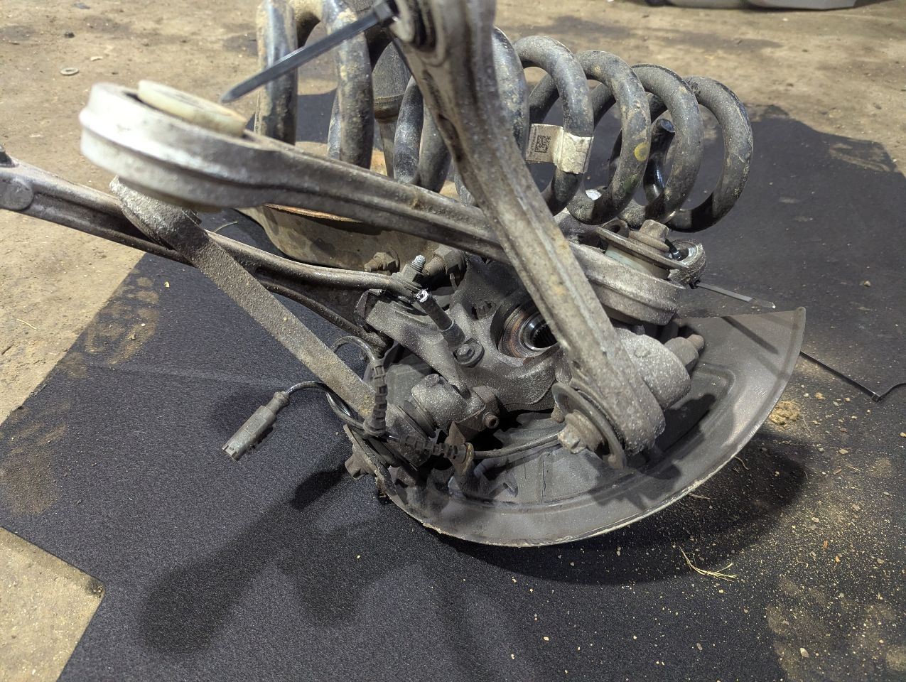 2014 - 2020 MASERATI GHILBI DRIVER REAR SUSPENSION , 670006802 