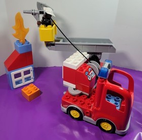 Lego Duplo 10592 Fire Truck Complete Set Fireman Firefighter Flame
